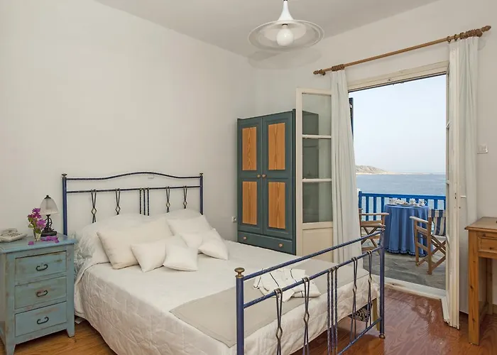 Sea Front Villa Naousa