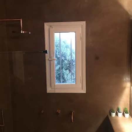 Sea Front Villa Náoussa